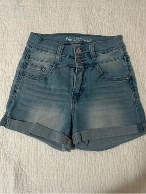 Wallflower Light Wash High-Rise Rolled Hem Jean Shorts